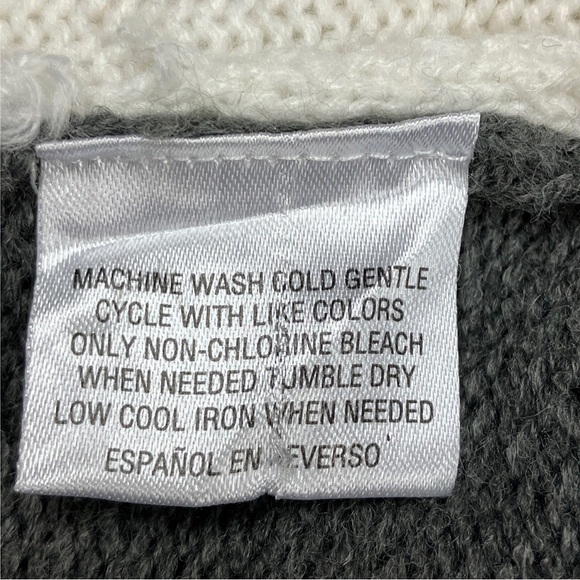 𝅺STYLE & CO Womens Rabbit Ice Skating Sweater SIZE XS Long Sleeve Pullover - Picture 10 of 10